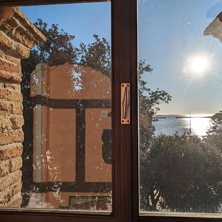 In The Historical Center With Amazing Seaviews Peter Pan In Apartment Poreč